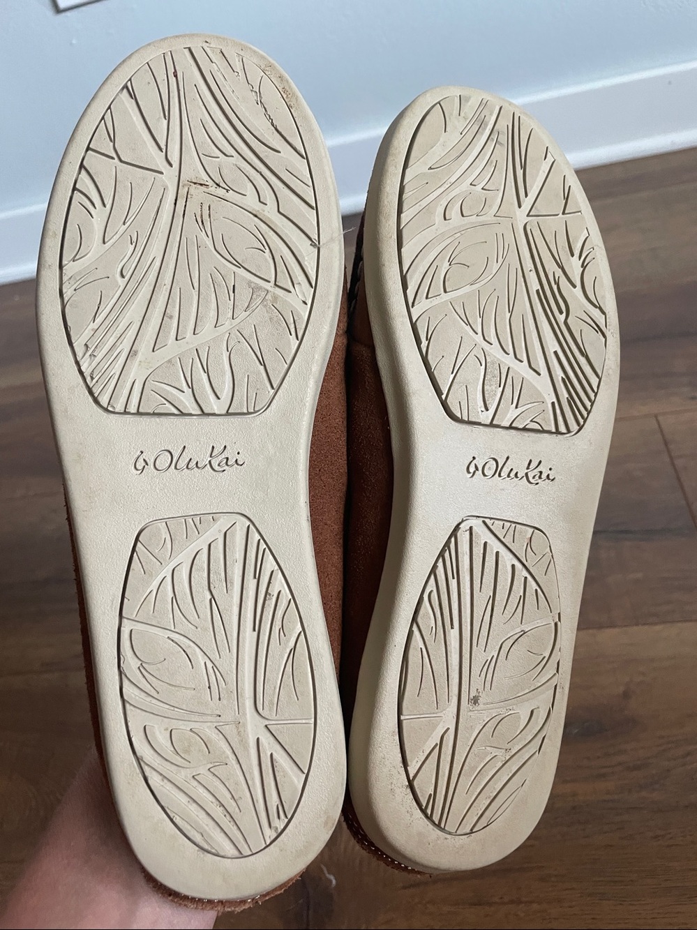 Olukai Women’s Nohea Perf Brown Suede Leather Loafers Size 9 - Picture 9 of 13